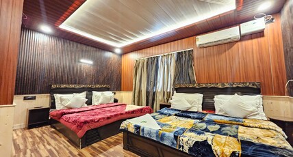 Asad Resorts Room Type - Premium Room with Hot and Cold AC