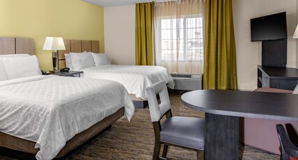 Candlewood Suites WARNER ROBINS/ROBINS AFB, an IHG hotel Room Type - 2 Double Studio Suite Communications Accessible