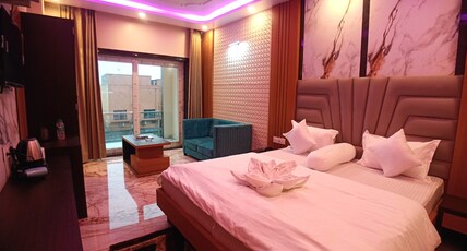 CORAL BEACH RESORT Room Type - Executive Side Sea View Room