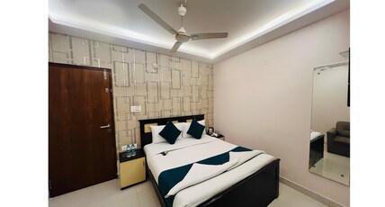 Blue Bliss Suites Bangalore By PPH Living Room Type - Stardard Non AC Room