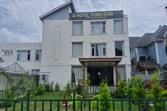 Hotel Town Star