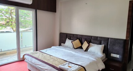 HOTEL MEERA Chikaldhara Main Road Room Type - Standard room