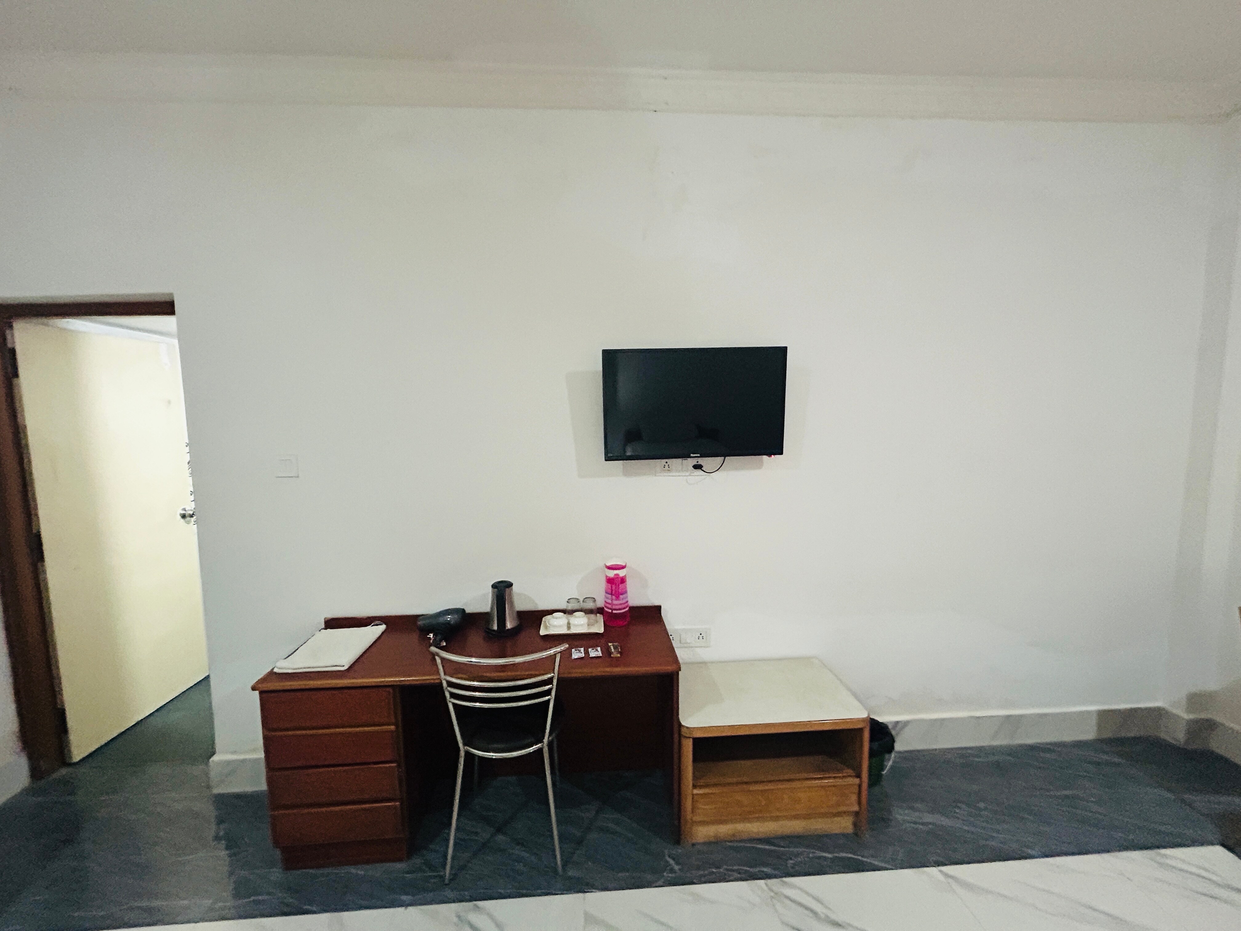 Hotel Bodhgaya Inn - Tap to explore photos