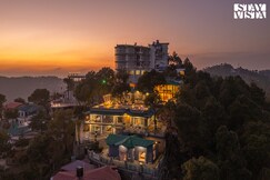 StayVista at Orchid @ Serene W/ Outdoor Bonfire