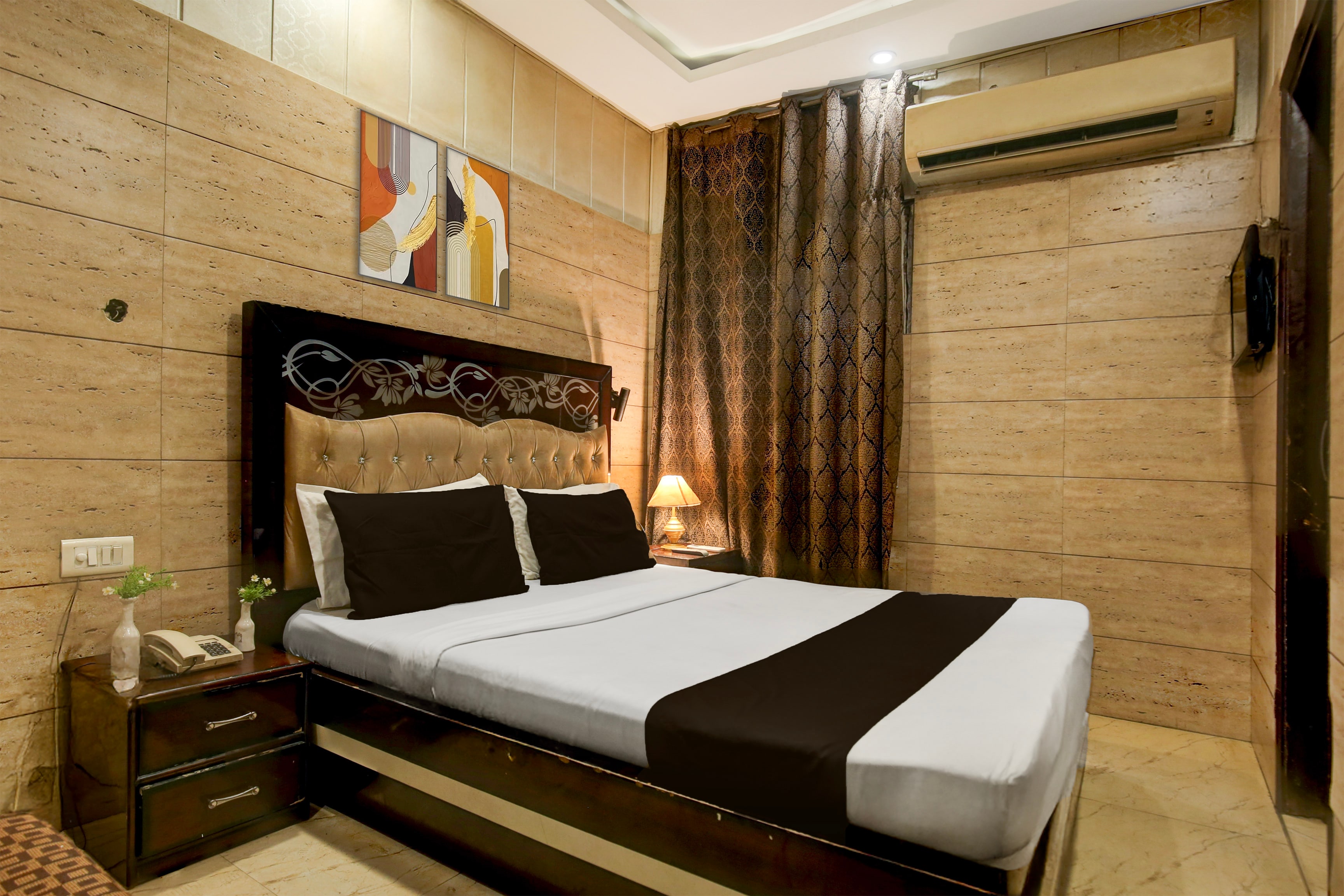 Hotel O by OYO Shere E Punjab - Tap to explore photos