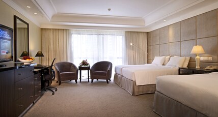 York Hotel Singapore Room Type - Premier Quadruple Room