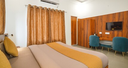 Hotel Montreal Rishikesh by Madhuban Inn Room Type - Premium room