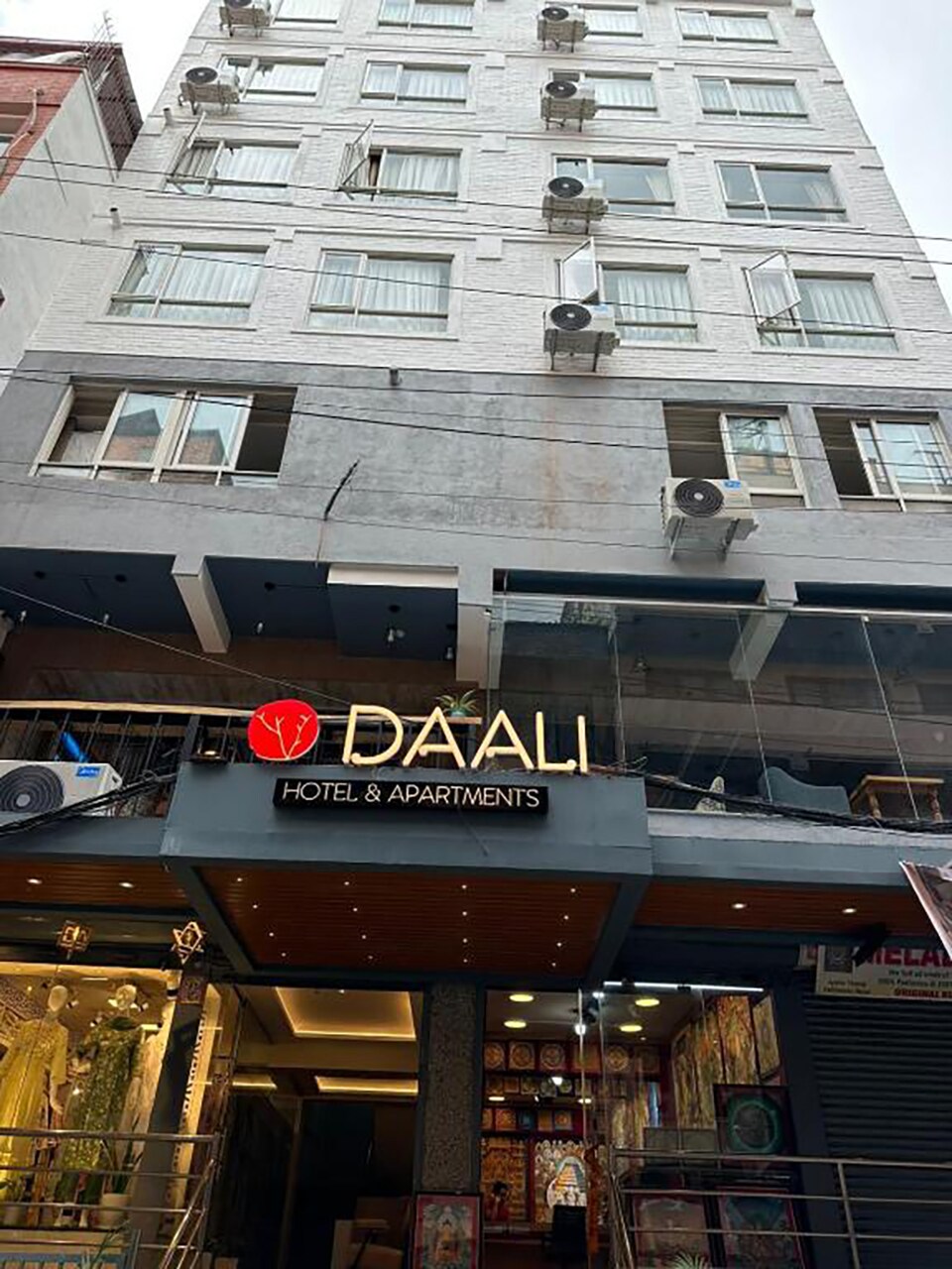 Daali Hotel and Apartment - Tap to explore photos