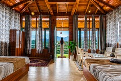 Neelkanth Retreat