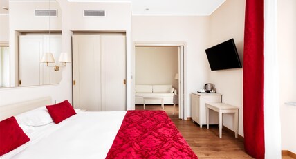 Best Western Hotel Nazionale Room Type - 1 King Bed, Family Room, Second Bed Double Sofabed Best Western Hotel Nazionale Room Type - 1 King Bed, Family Room, Second Bed Double Sofabed