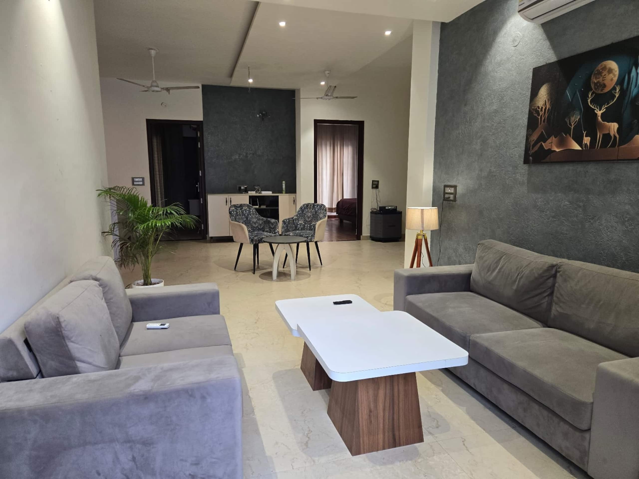 2 BHK spacious on Ground floor in Mohali - Tap to explore photos