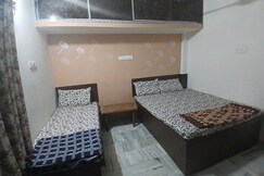 Kashvi Homestay