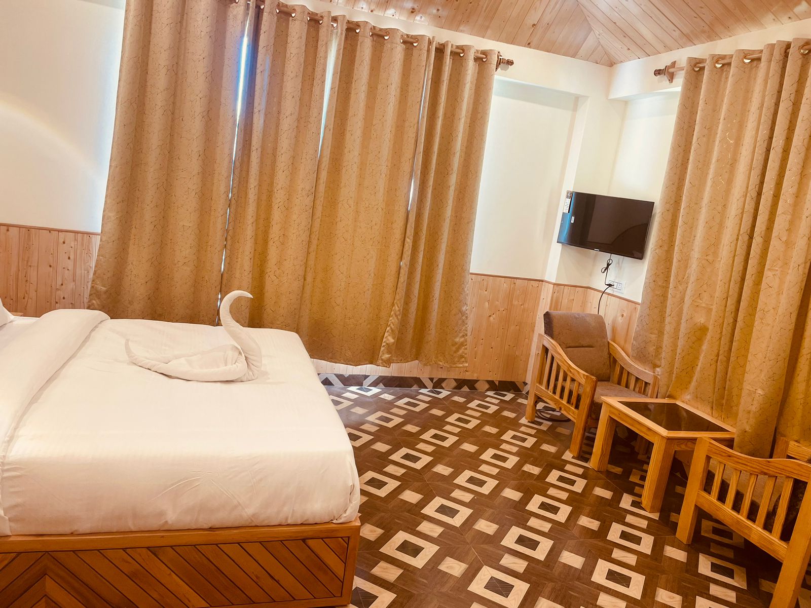 Rb hotel and Resorts - Tap to explore photos