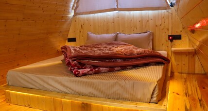 YETI CABIN Room Type - Bedroom 2