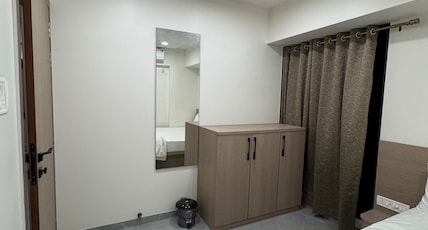 Hotel Maple Inn Room Type - Standard Room Non-AC Hotel Maple Inn Room Type - Standard Room Non-AC