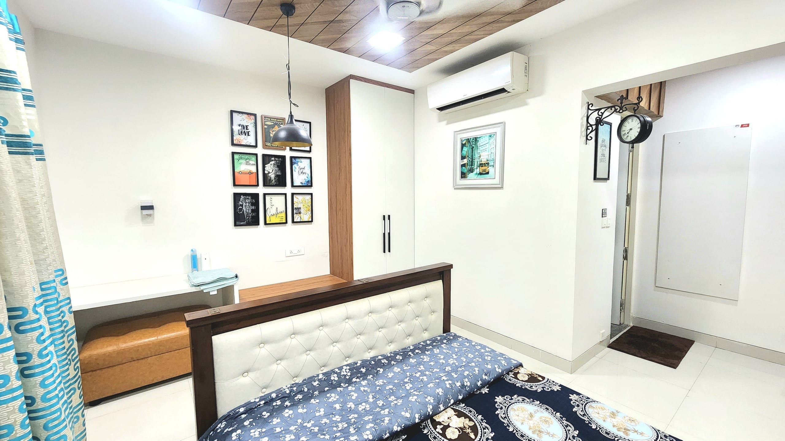 Premium Stay at Porur Near DLF - Tap to explore photos