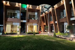 Maheshwari Resorts and Garden Restaurant