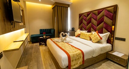 Hotel Golden Lotus Room Type - Executive Room