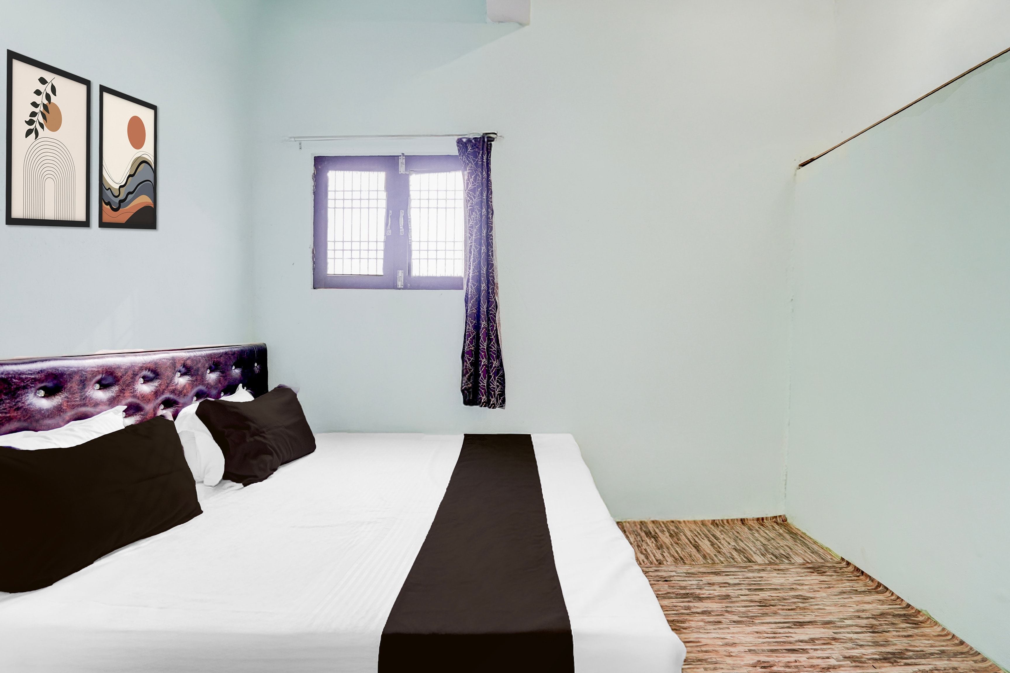 SPOT ON by OYO The Guest Hotel - Tap to explore photos