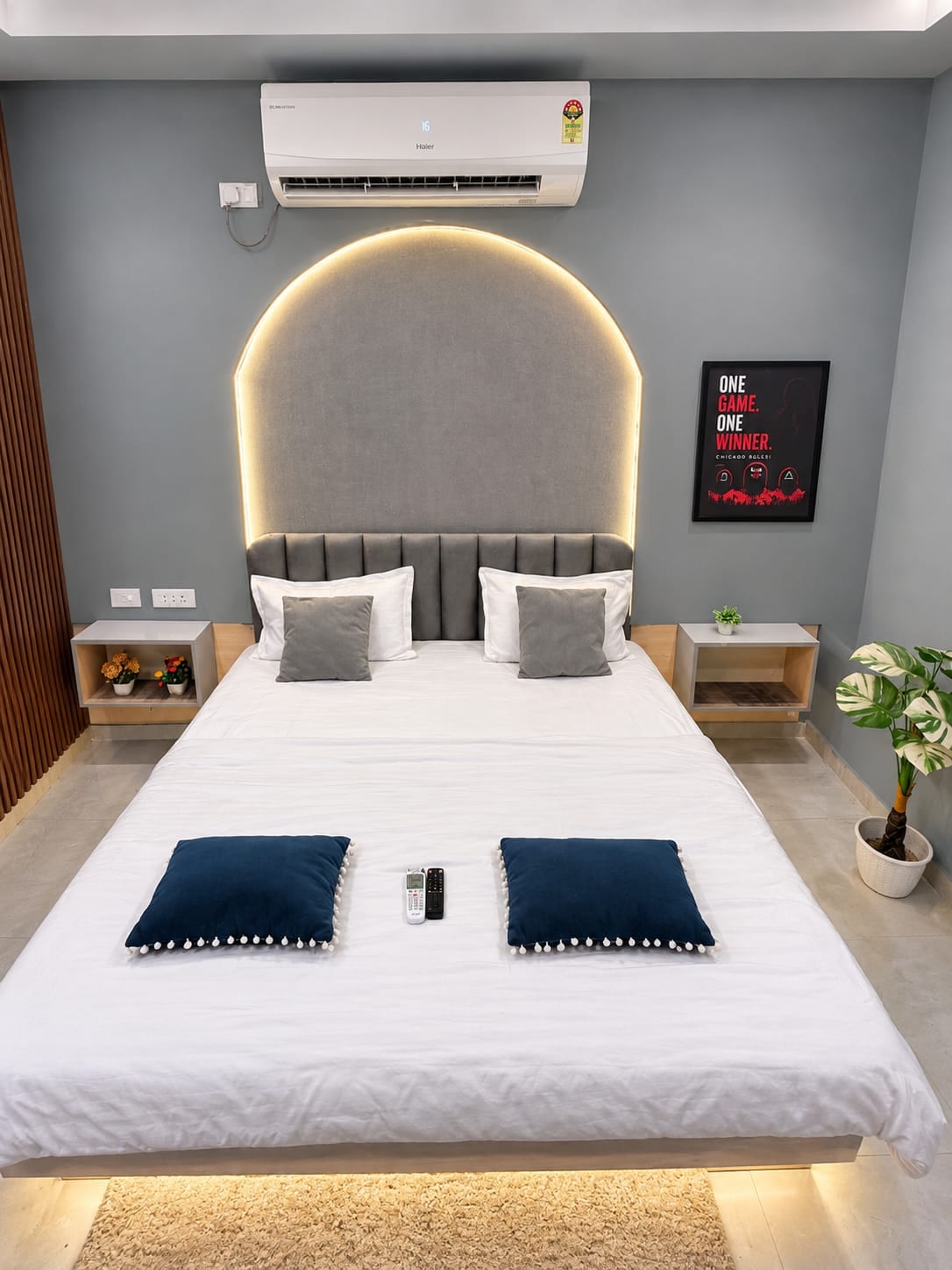 The Arcade Suite - Retro Gaming - Cozy Stay - Tap to explore photos