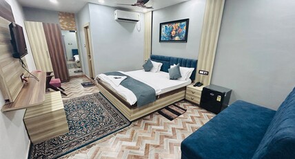 HOTEL DWARKA PALACE Room Type - Corporate Executive