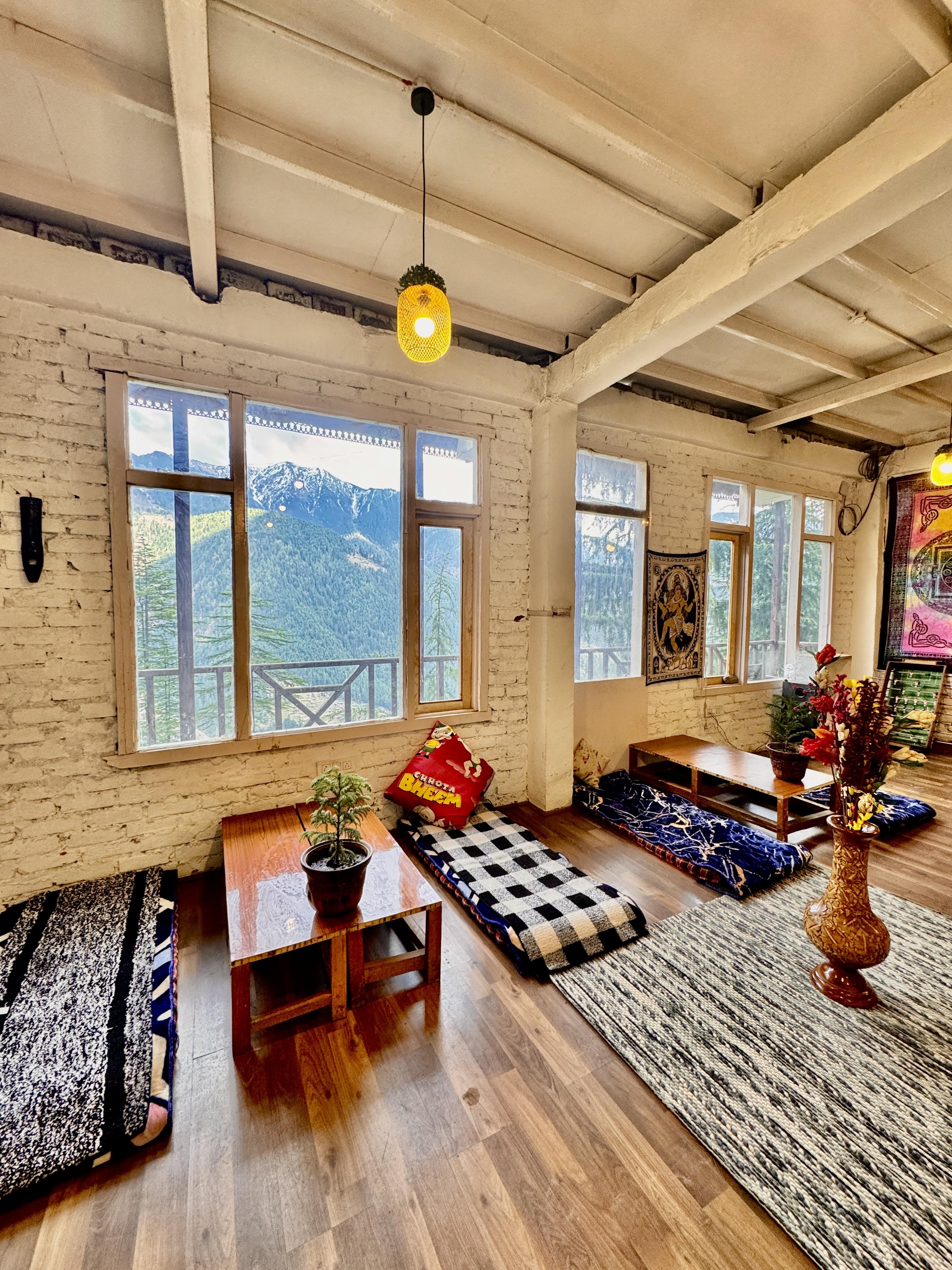 Dofras Tandi house - Tap to explore photos