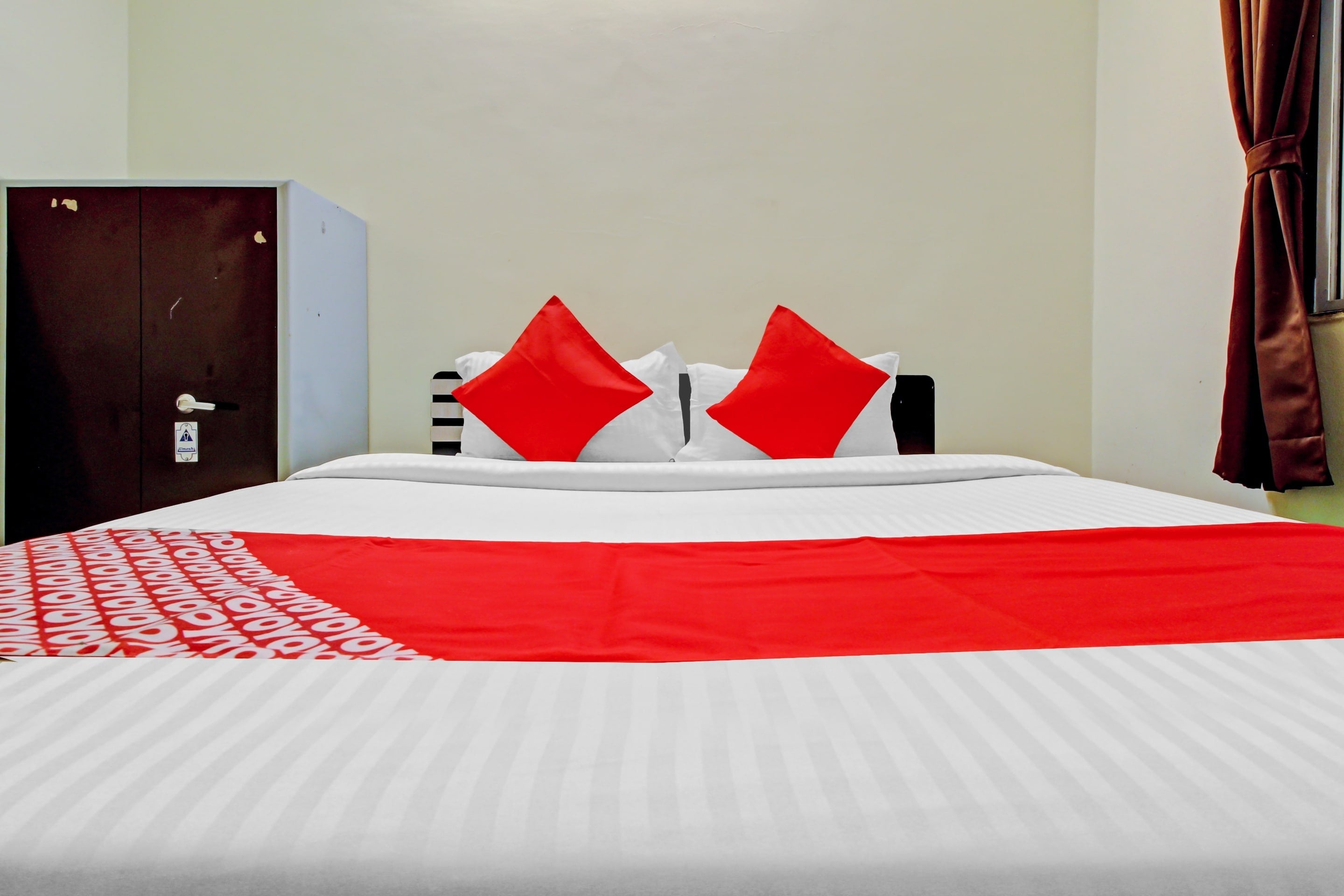 Super Hotel O Pioneer 2 - Tap to explore photos