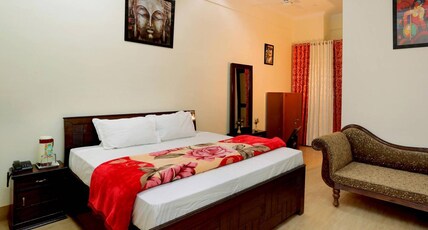 The Vaishnodevi-IRCTC Guest House Room Type - Deluxe Room (Complimentary Pick up and drop to Banganga) The Vaishnodevi-IRCTC Guest House Room Type - Deluxe Room (Complimentary Pick up and drop to Banganga)