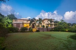 SaffronStays Aura 