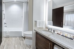 Embassy Suites By Hilton College Station
