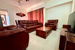 Leisurely Abode Service Apartment, Dapodi