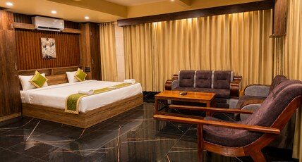 Ice Hills Resort By Hawk Hospitality Room Type - Royal Suite AC