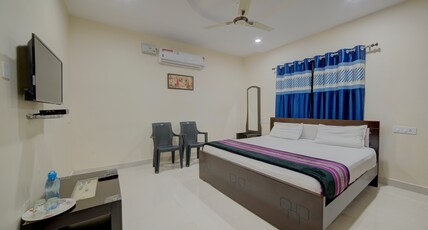 Kundhana Guest Luxury Living Room Type - Deluxe Rooms Kundhana Guest Luxury Living Room Type - Deluxe Rooms