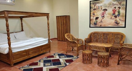 Jungle Vibes Room Type - Deluxe Double Room 1 (2 Adults + 1 Child)