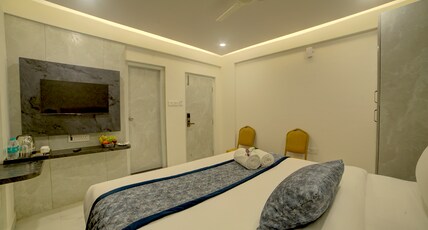 Hotel AeroStay Bangalore Airport Room Type - Superior King Room
