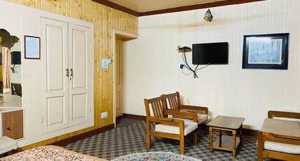 Hotel Madhuban- Dal Lake Room Type - STANDARD
