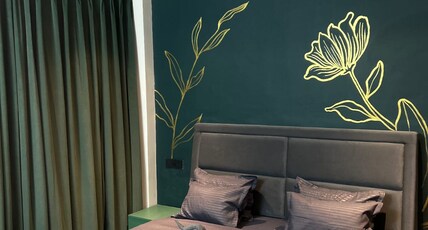 Crown Plaza Hotel and Cafe Room Type - STANDARD ROOM WITH MOUNTAIN VIEW