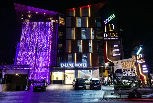 D-Luxe