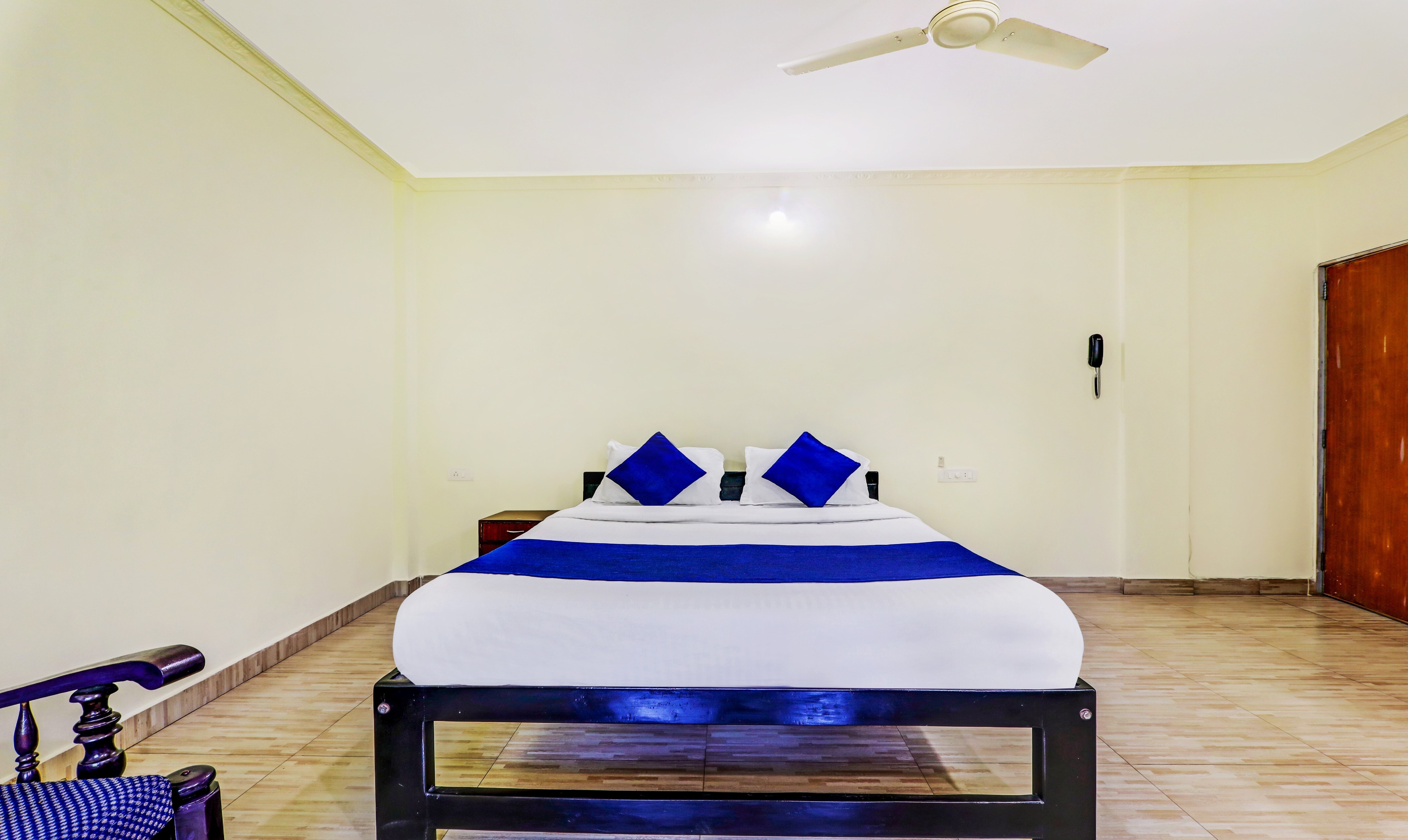 Prince Santosh Holiday Homes - Tap to explore photos