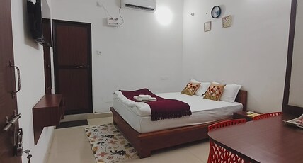 Hotel Utsav and Banquet Hall Room Type - Deluxe Room