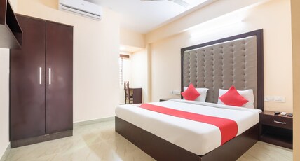 Leo Grand Hotel Room Type - DELUXE ROOM