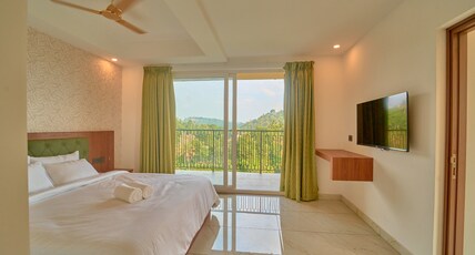 Nature Green Resort Munnar by VOYE HOMES Room Type - Pool Room AC