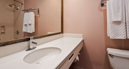 Best Western Plus Suites Hotel Room Type - 2 Queen Beds, Non-Smoking, Sofabed, Microwave And Refrigerator, Full Breakfast Best Western Plus Suites Hotel Room Type - 2 Queen Beds, Non-Smoking, Sofabed, Microwave And Refrigerator, Full Breakfast