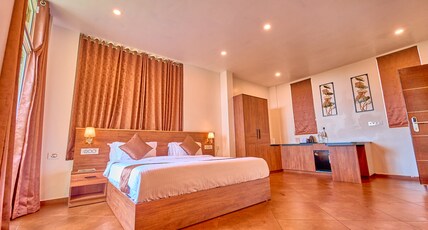 Areva Inn Pool Resort Munnar by VOYE HOMES Room Type - Suite Room