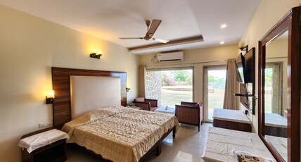 Barbet Tourist Resort  Room Type - Super Deluxe Room with Garden View
