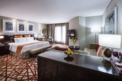 Crowne Plaza Hotel- Dubai Deira