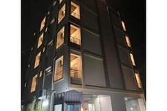 Palladium Luxury Suites Unit I