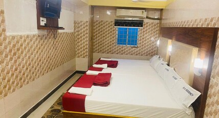 SSK Residency Room Type - Six Bed Room