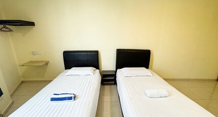 Hotel O Furich Hotel Room Type - Standard Twin