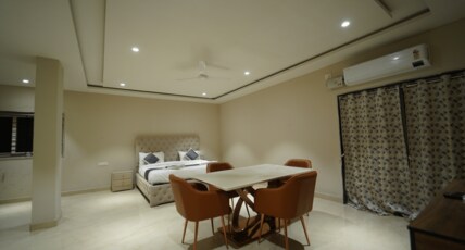 VANTHARA INN Room Type - Suite Room with Air Conditioning
